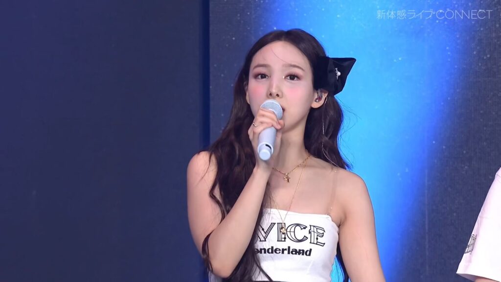 TWICE - 2021 日本新体感线上演唱会《1.17G》 1 TWICE 2021 日本新体感线上演唱会《1.17G》