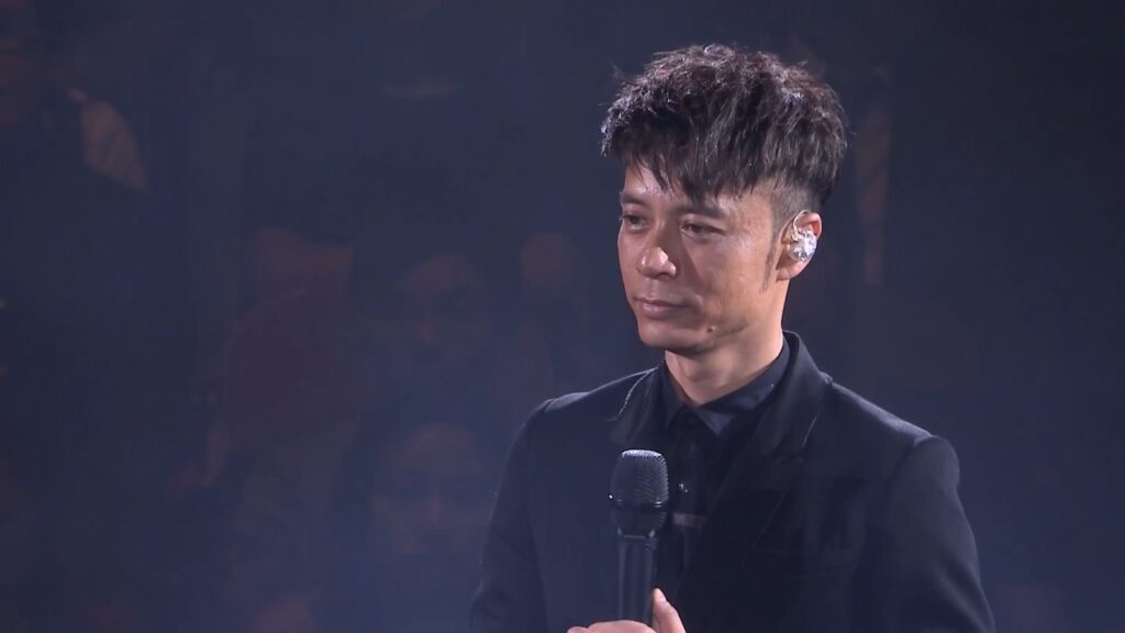 容祖儿 李克勤 - 2015 香港红馆演唱会《2.5G》 6 容祖儿 李克勤 2015 香港红馆演唱会《2.5G》6