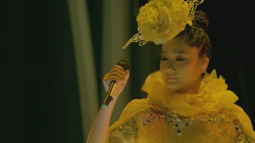 凤凰传奇 - 2014 北京演唱会《3.19G》 5 凤凰传奇 2014 北京演唱会《3.19G》 5