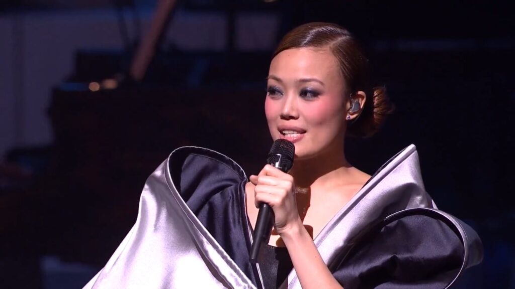 容祖儿 - 2009 黄金十年 演唱会 Perfect 10《1.55G》 4 容祖儿 2009 黄金十年 演唱会 Perfect 10《1.55G》 4