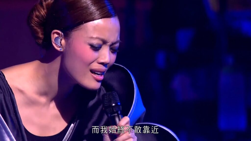 容祖儿 - 2009 黄金十年 演唱会 Perfect 10《1.55G》 5 容祖儿 2009 黄金十年 演唱会 Perfect 10《1.55G》 5