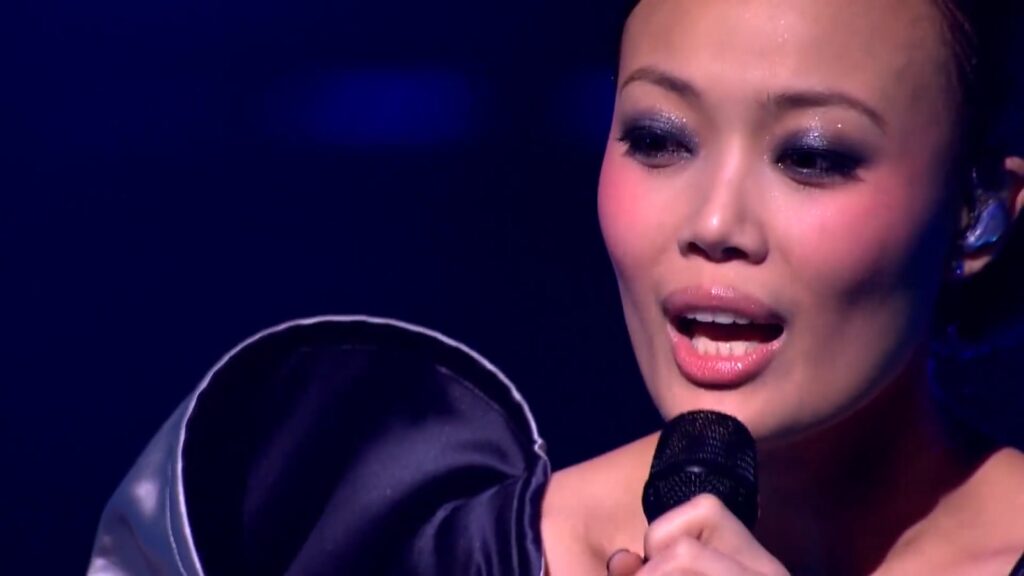 容祖儿 - 2009 黄金十年 演唱会 Perfect 10《1.55G》 7 容祖儿 2009 黄金十年 演唱会 Perfect 10《1.55G》 7