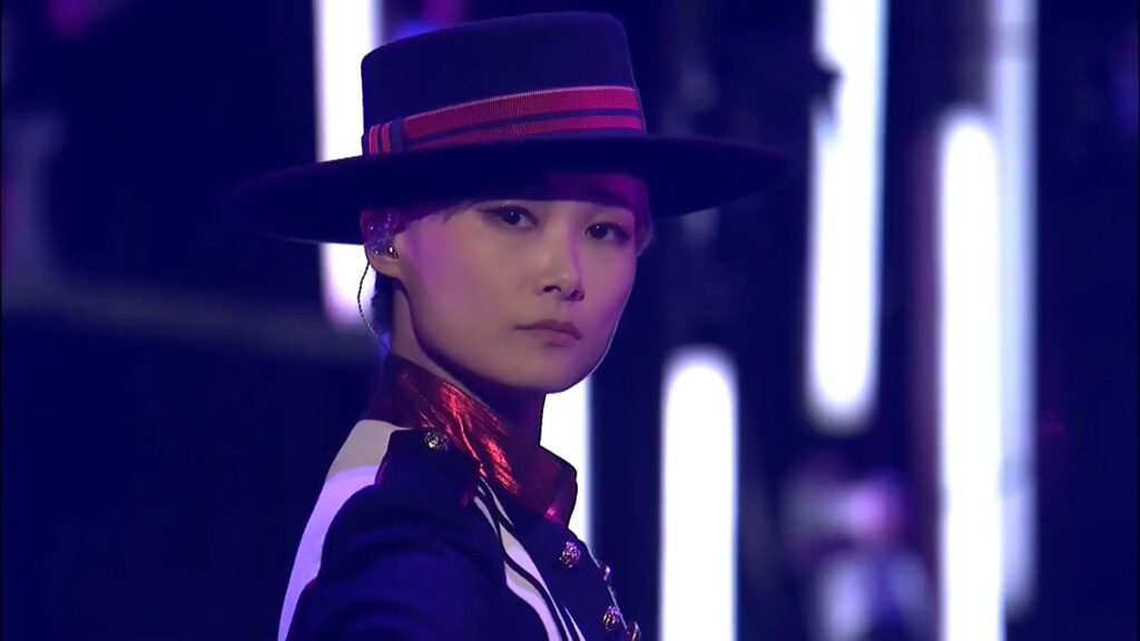 李宇春 - 2018 流行巡回演唱会 北京站《5.15G》 5 李宇春 2018 流行巡回演唱会 北京站《5.15G》 6