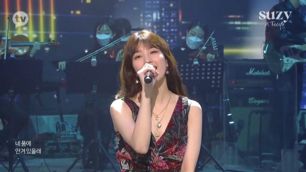 裴秀智 2021 出道十周年 Suzy A Tempo 线上演唱会《2.2G》 2