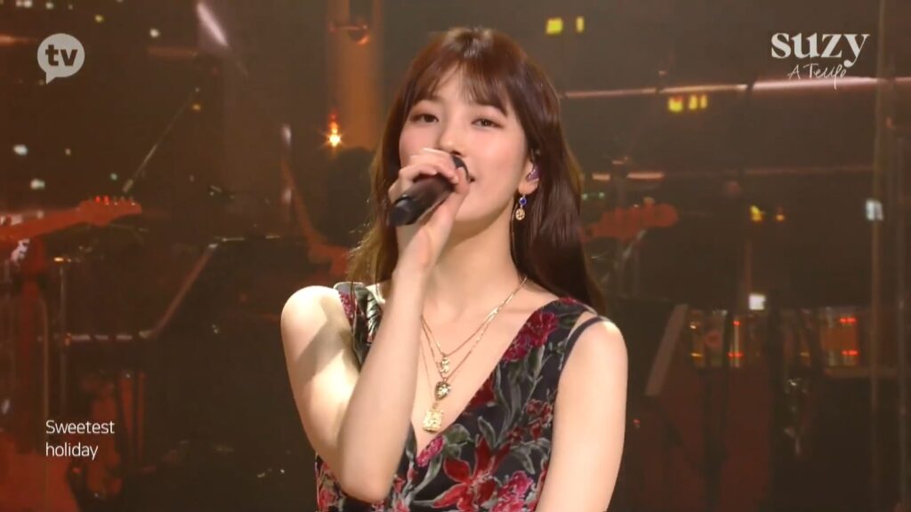 裴秀智 2021 出道十周年 Suzy A Tempo 线上演唱会《2.2G》 3