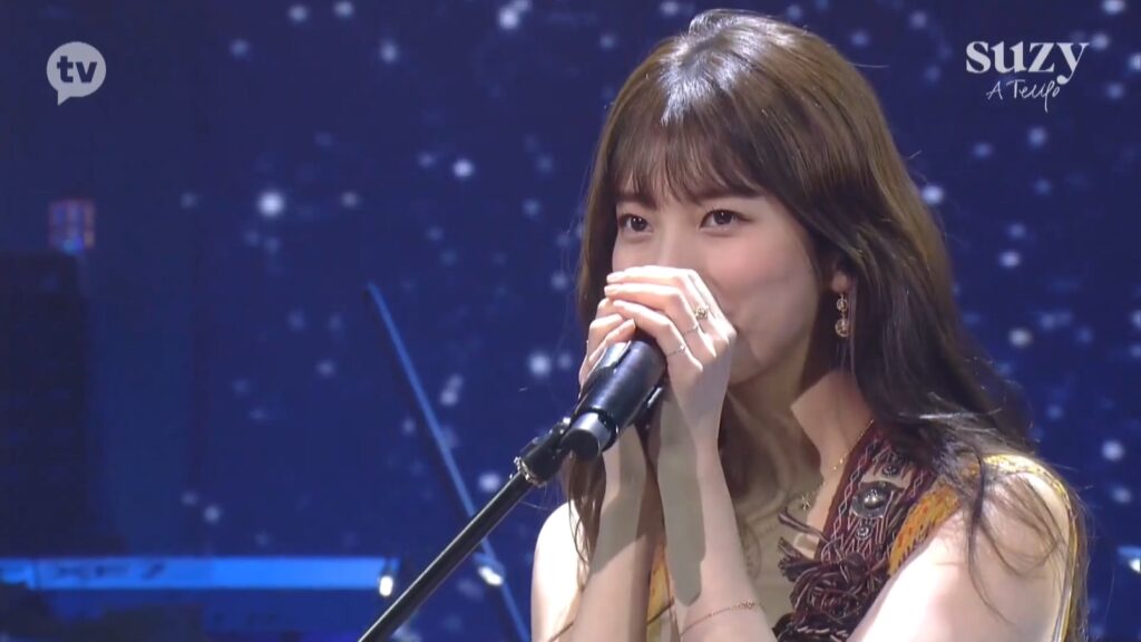 裴秀智 2021 出道十周年 Suzy A Tempo 线上演唱会《2.2G》 7