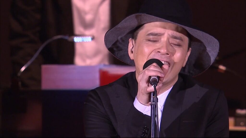 黄耀明 - 2011 唱顾嘉煇 明日之歌厅 音乐会《2.56G》 2 黄耀明 2011 唱顾嘉煇 明日之歌厅 音乐会《2.56G》 2