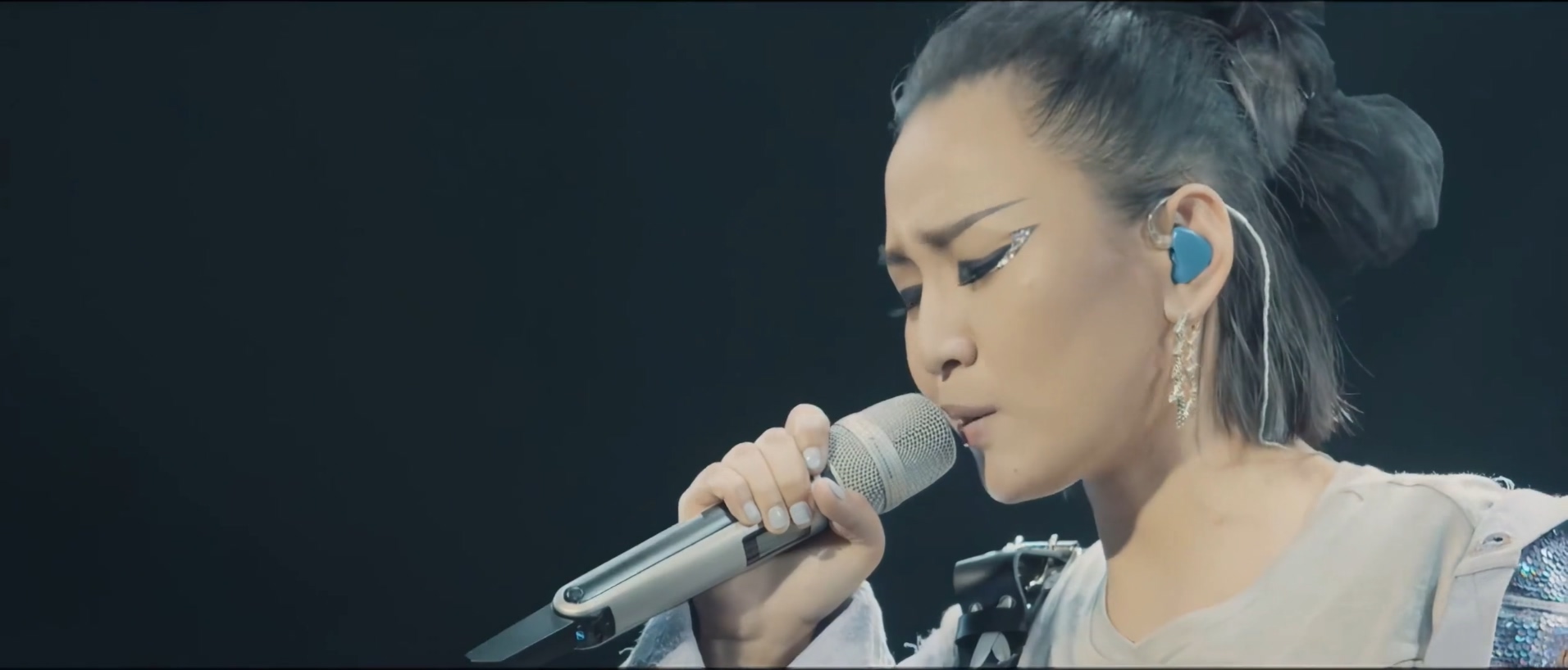 周笔畅 – 2016 BOOM 北京演唱会《2.68G》插图2 周笔畅 – 2016 BOOM 北京演唱会《2.68G》插图2