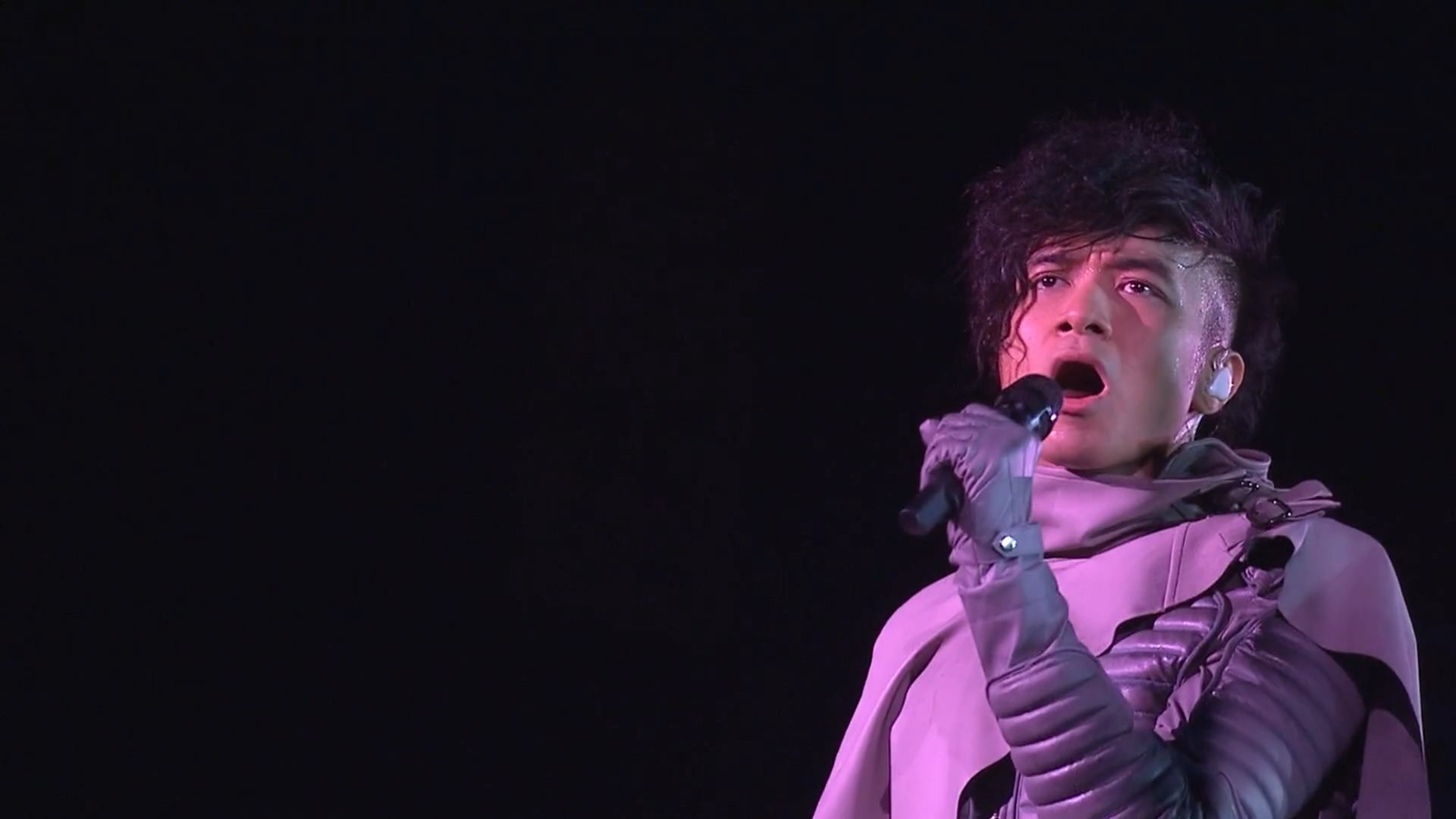 gujuji 2011AmazingWorldxianggangyanchanghui 3