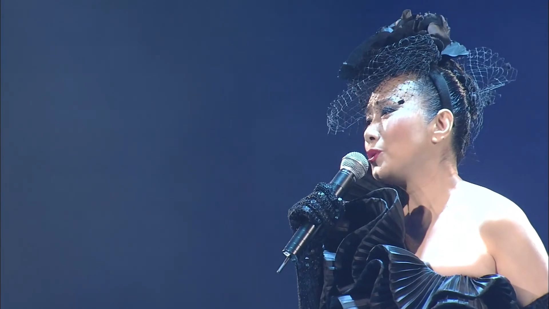 qunxing 2010 jinquyulezhenjingdianyanchanghui 3