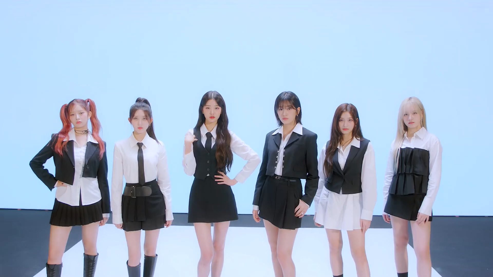 IVE 2023 SHOW WHAT I HAVE 第一次世界巡演 1