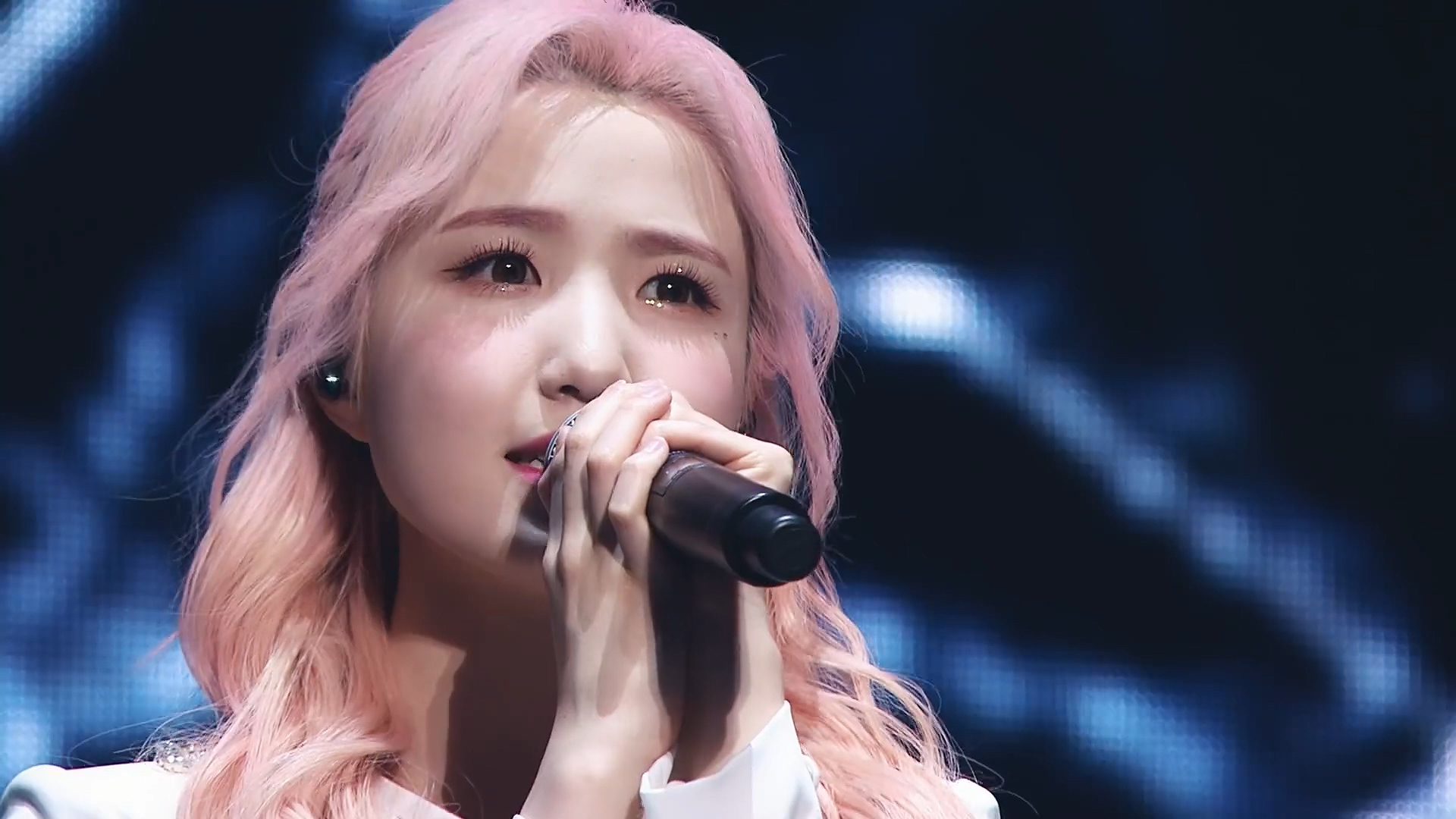 IZONE 2021 EYES ON ME 首次日本演唱会 2