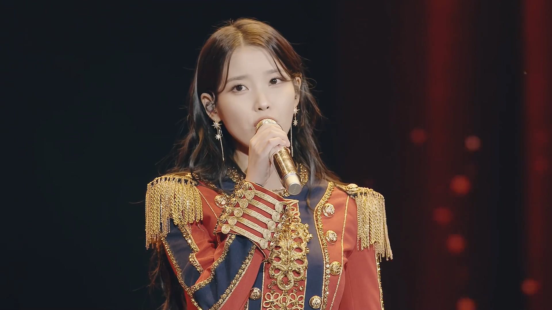 李知恩 2022 IU Concert The Golden Hour 首尔演唱会 2