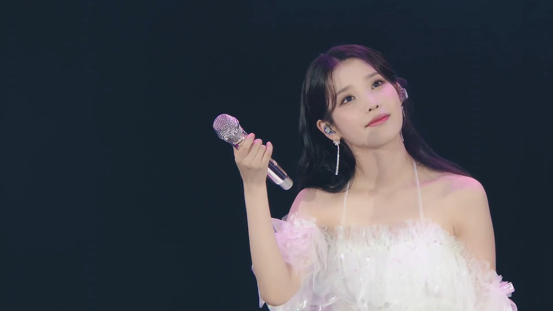 李知恩 2022 IU Concert The Golden Hour 首尔演唱会 4