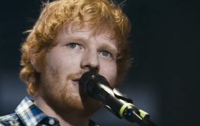 Ed Sheeran – 2015 Jumpers for Goalposts 演唱会《2.15G》
