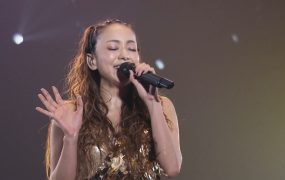 安室奈美恵 – 2015-2016 LIVE GENIC 巡回演唱会《2.77G》