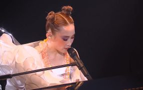 张敬轩 王菀之 – 2017 The Magical Teeter Totter 演唱会《3.23G》