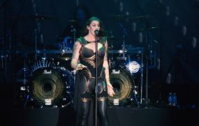 夜愿乐队 – 2019 Nightwish Decades live in Buenos Aires 演唱会《2.18G》