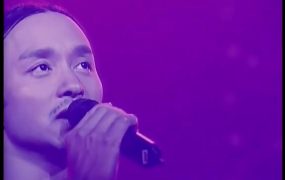张国荣 – 2000 热·情 香港红馆演唱会 Leslie Cheung Passion Tour《704M》
