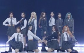 本月少女 – 2020 线上演唱会 LOONA THEWORLD Midnight Festival Concert《2.42G》