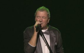 深紫乐队 – 2015 Deep Purple In Tokyo 演唱会《2.32G》