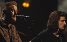 老鹰乐队 – 2018 加州论坛体育馆演唱会 EAGLES《1.08G》